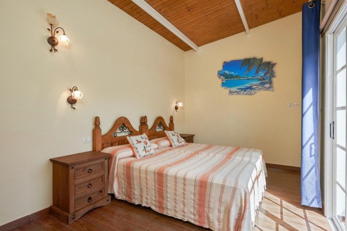 Casa 2 habitaciones, con piscina