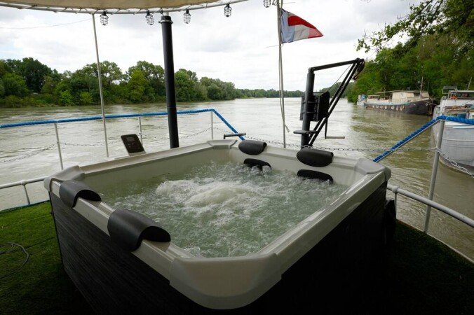 Barca 1 camera, con idromassaggio