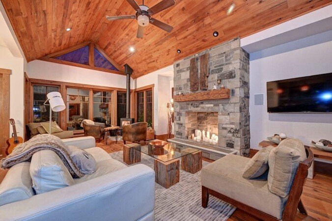 House 4 bedrooms, with pool