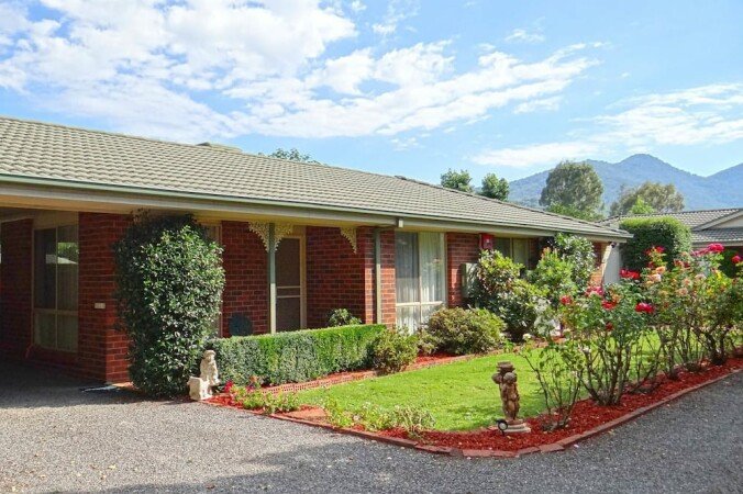 House 3 bedrooms, with garden