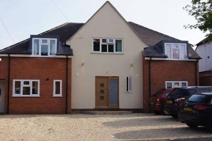 House 6 bedrooms, with jacuzzi