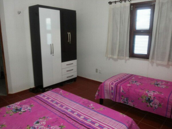 Casa 4 quartos, com piscina