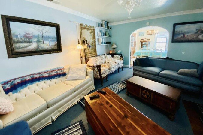 House 4 bedrooms, with jacuzzi