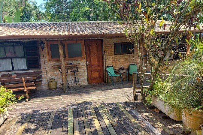 Casa 1 quarto, com jardim