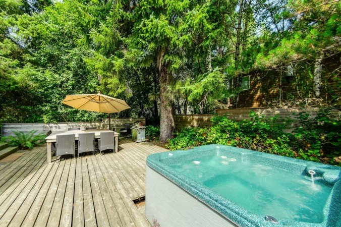 House 4 bedrooms, with jacuzzi