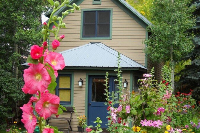 House 2 bedrooms, with garden