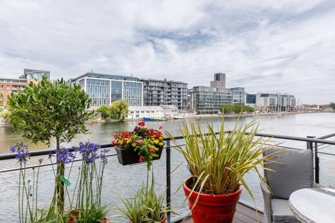 Wohnung 3 Schlafzimmer, mit Garten