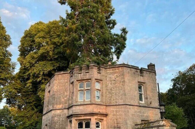 Schloss 2 Schlafzimmer, mit Garten