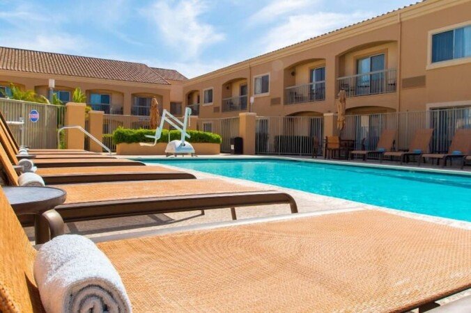 Ferienhaus 4 Schlafzimmer, mit Pool