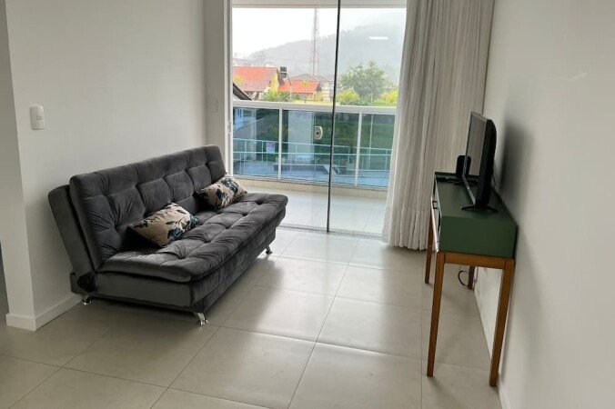 Apartamento 2 quartos, com piscina