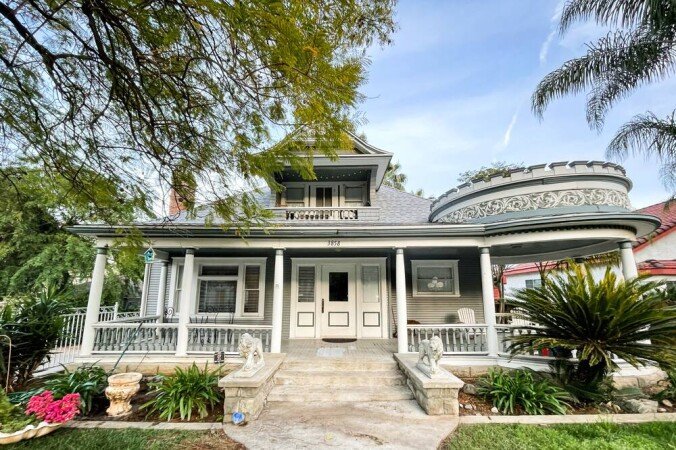 House 4 bedrooms, with gym