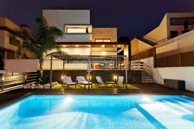 Villa 4 habitaciones, con jacuzzi