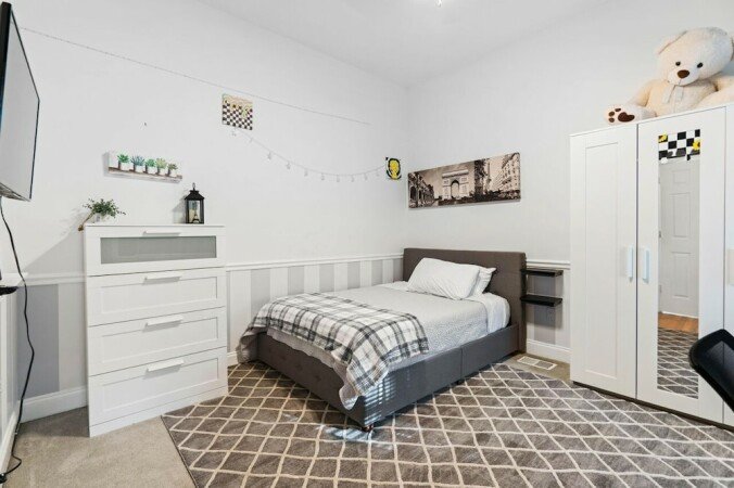 House 4 bedrooms, with jacuzzi