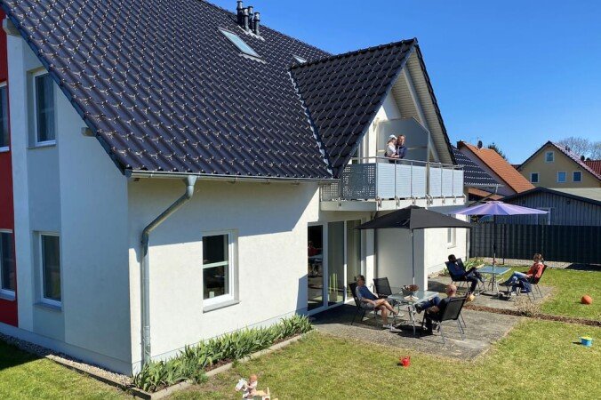 Wohnung 3 Schlafzimmer, mit Garten