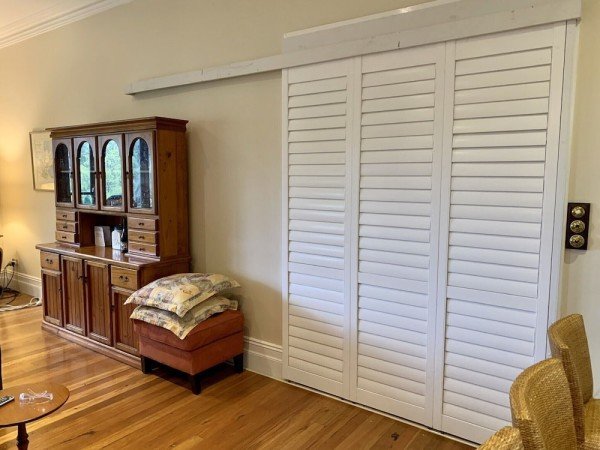 House 6 bedrooms, with pool