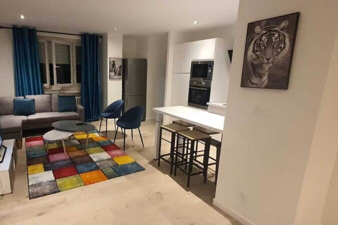 Appartement design, 4 chambres, avec jacuzzi