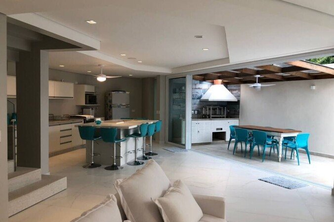 Casa 4 quartos, com jacuzzi