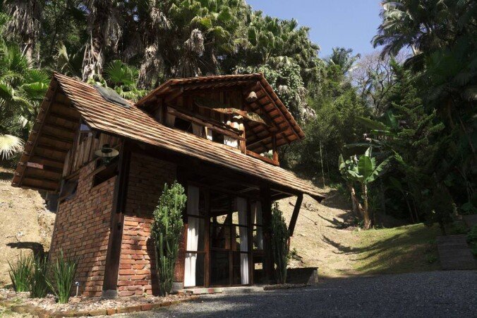 Chalé 1 quarto, com jardim