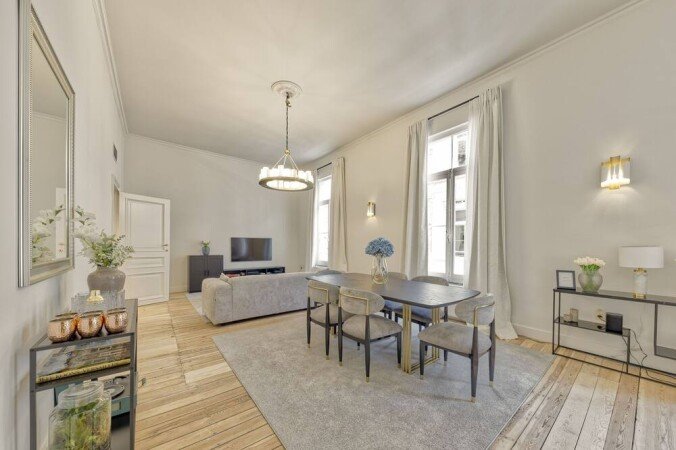 Apartment 2 bedrooms, with fireplace