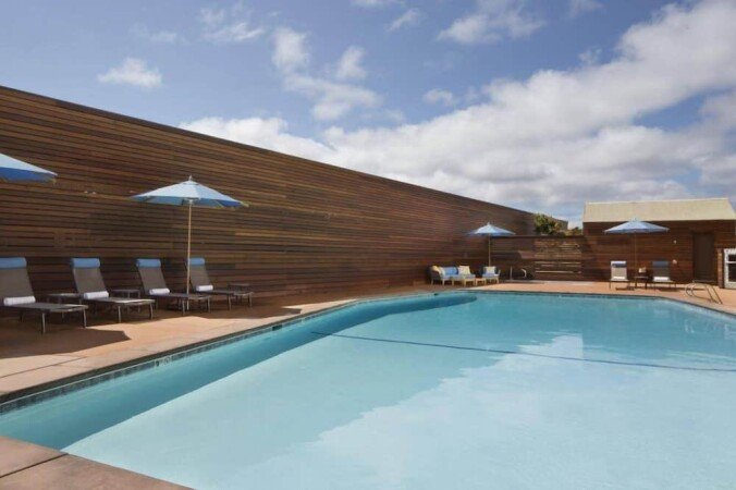 Bed and breakfast 1 bedroom, with pool