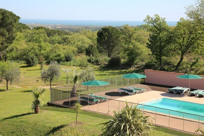 Bed and breakfast tout confort, 2 chambres, avec piscine