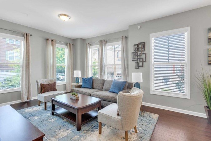 House 3 bedrooms, with garden