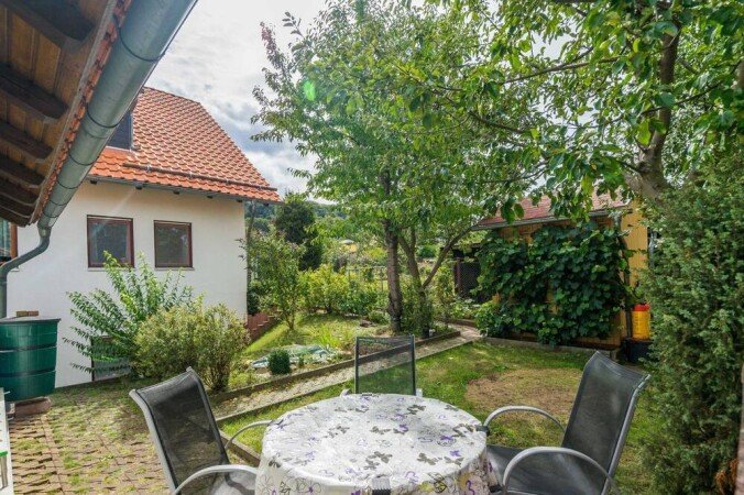 Wohnung 2 Schlafzimmer, mit Garten