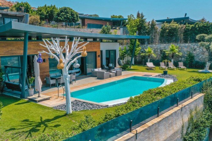 Villa 5 Schlafzimmer, mit Pool