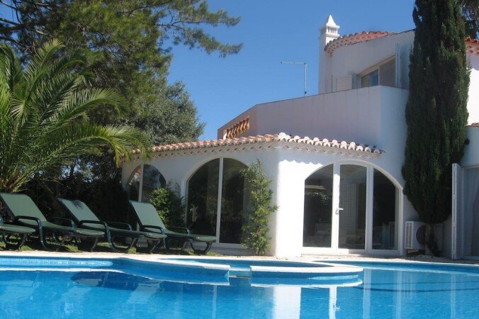 Villa design, 4 chambres, avec piscine