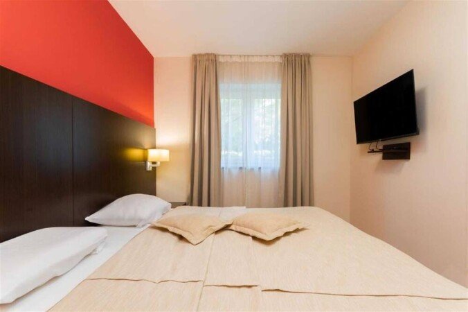 Wohnung 3 Schlafzimmer, mit Garten