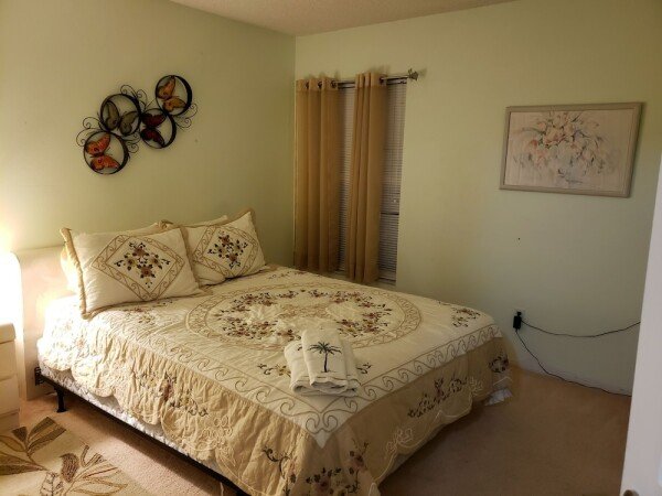 House 3 bedrooms, with pool