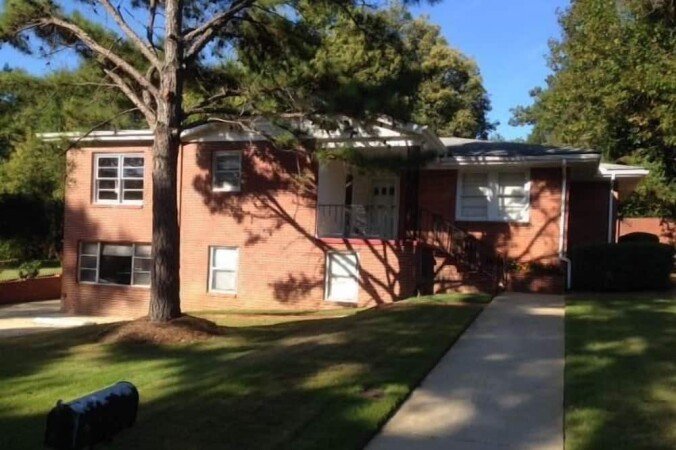 House 3 bedrooms, with garden