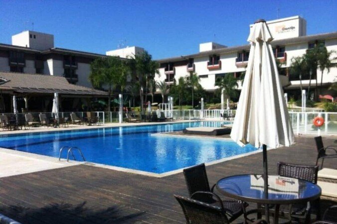 Resort 1 quarto, com piscina