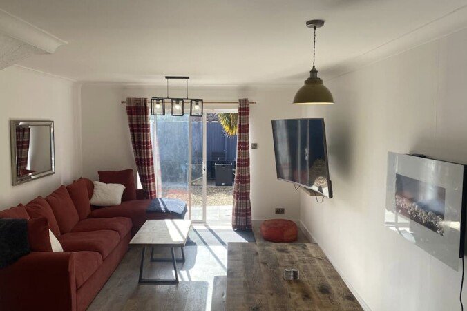 House 4 bedrooms, with garden