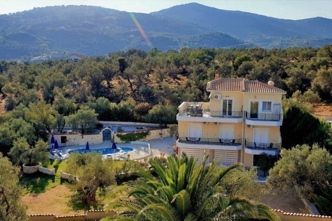 Villa 3 Schlafzimmer, mit Pool
