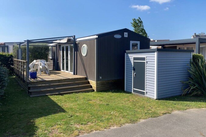 Mobil home chic, 3 chambres, avec piscine