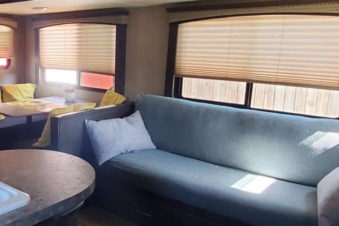 Mobil home chic, 2 chambres, avec jardin