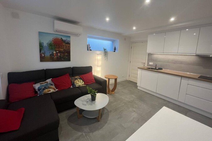 Wohnung 1 Schlafzimmer, mit Klimaanlage