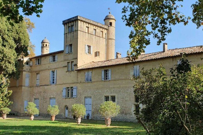 Château 1 chambre, avec piscine