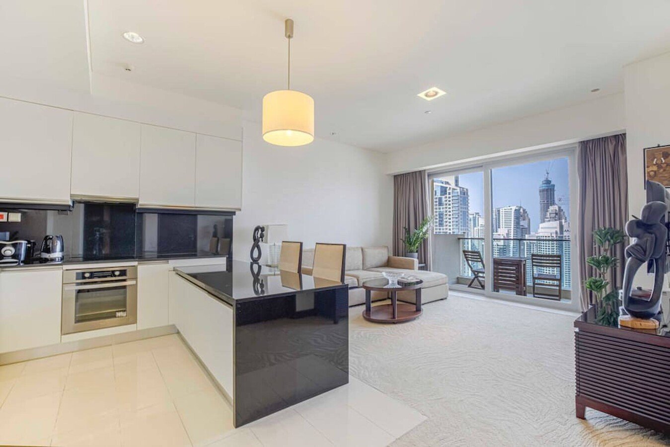 Studio confortable, 1 chambre, avec piscine