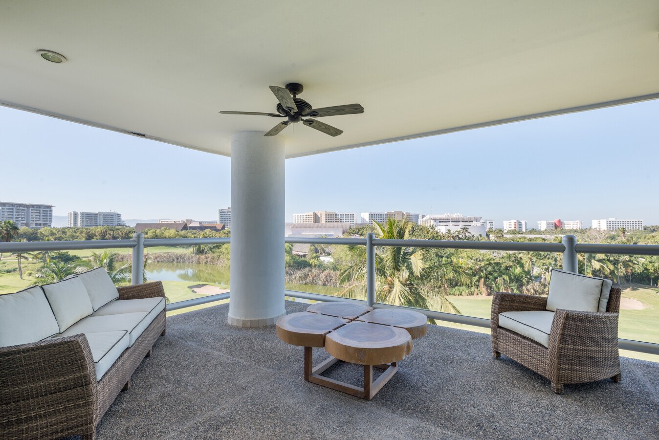 Apartment 2 bedrooms, with sea view