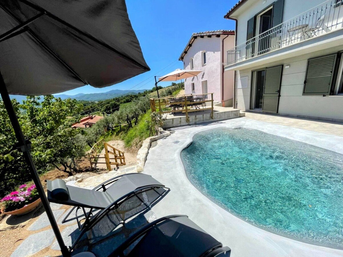 Villa 3 camere, con piscina