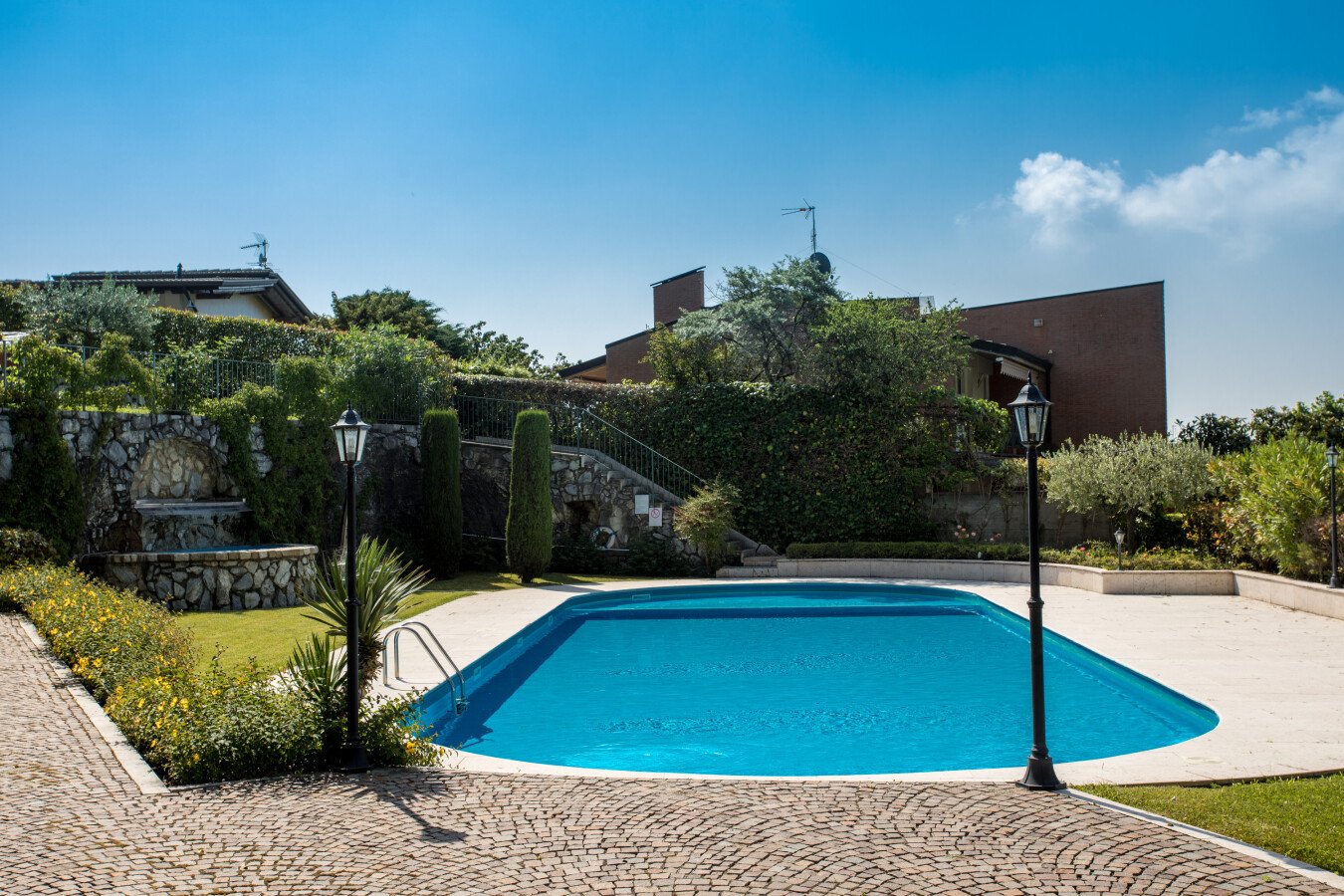 Villa 3 camere, con vista mare