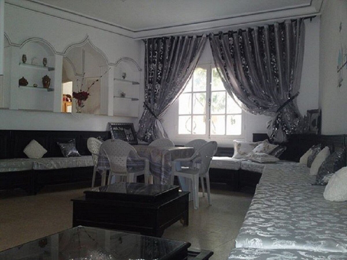 House 2 bedrooms, with garden