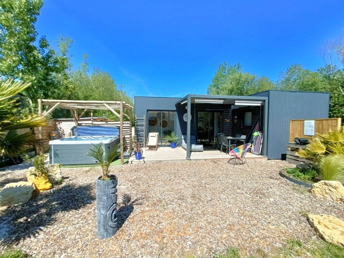 Chalet 2 chambres, avec jardin