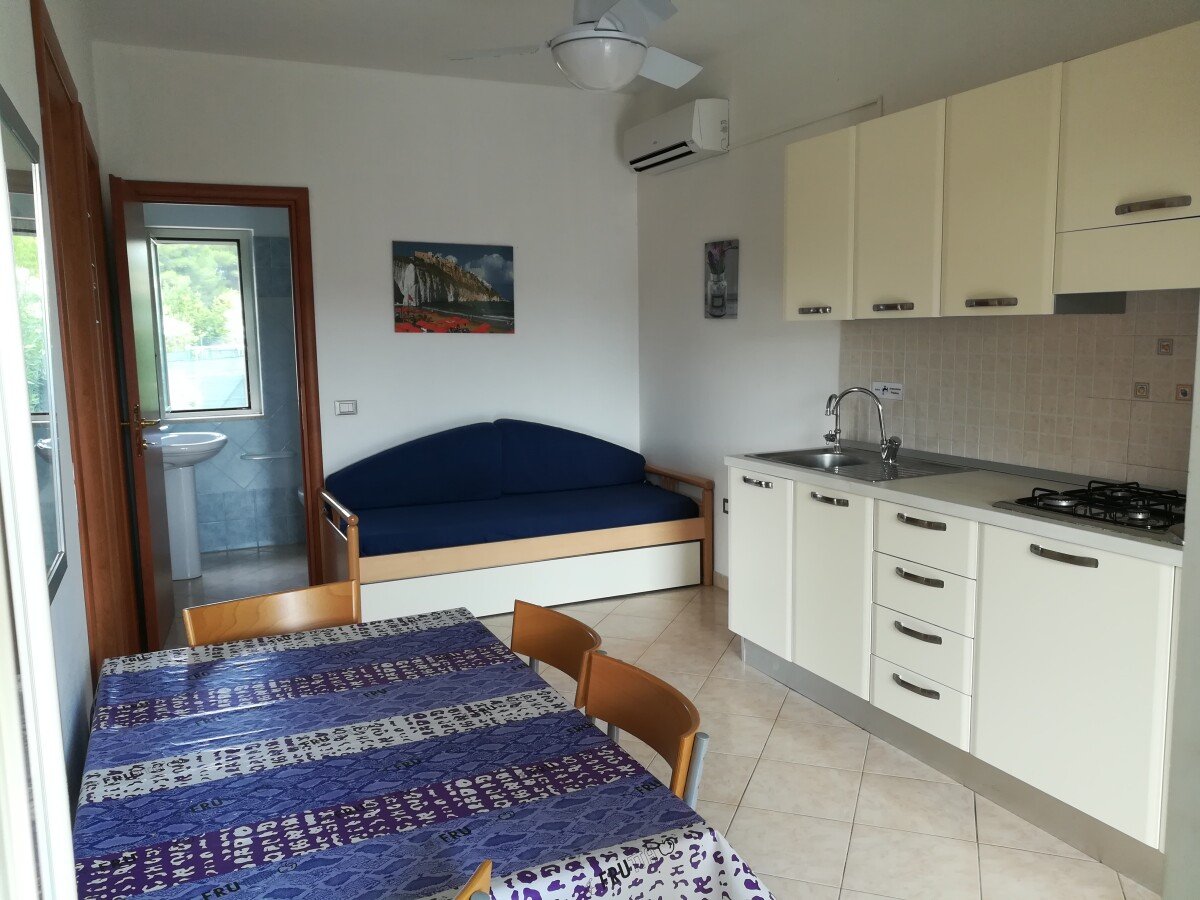 Villa 2 camere, con giardino