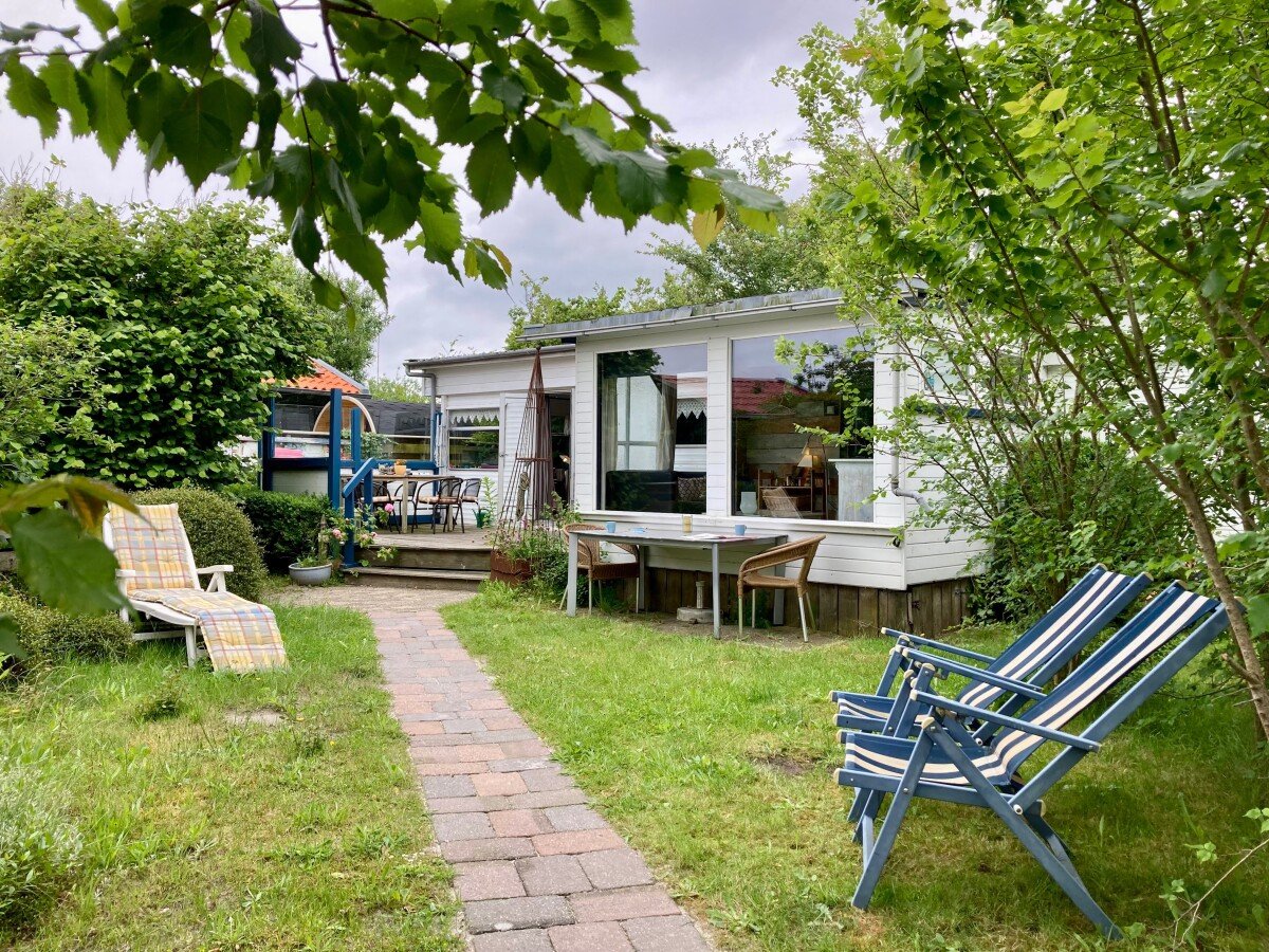 Campingurlaub / Wohnmobil 2 Schlafzimmer, mit Garten