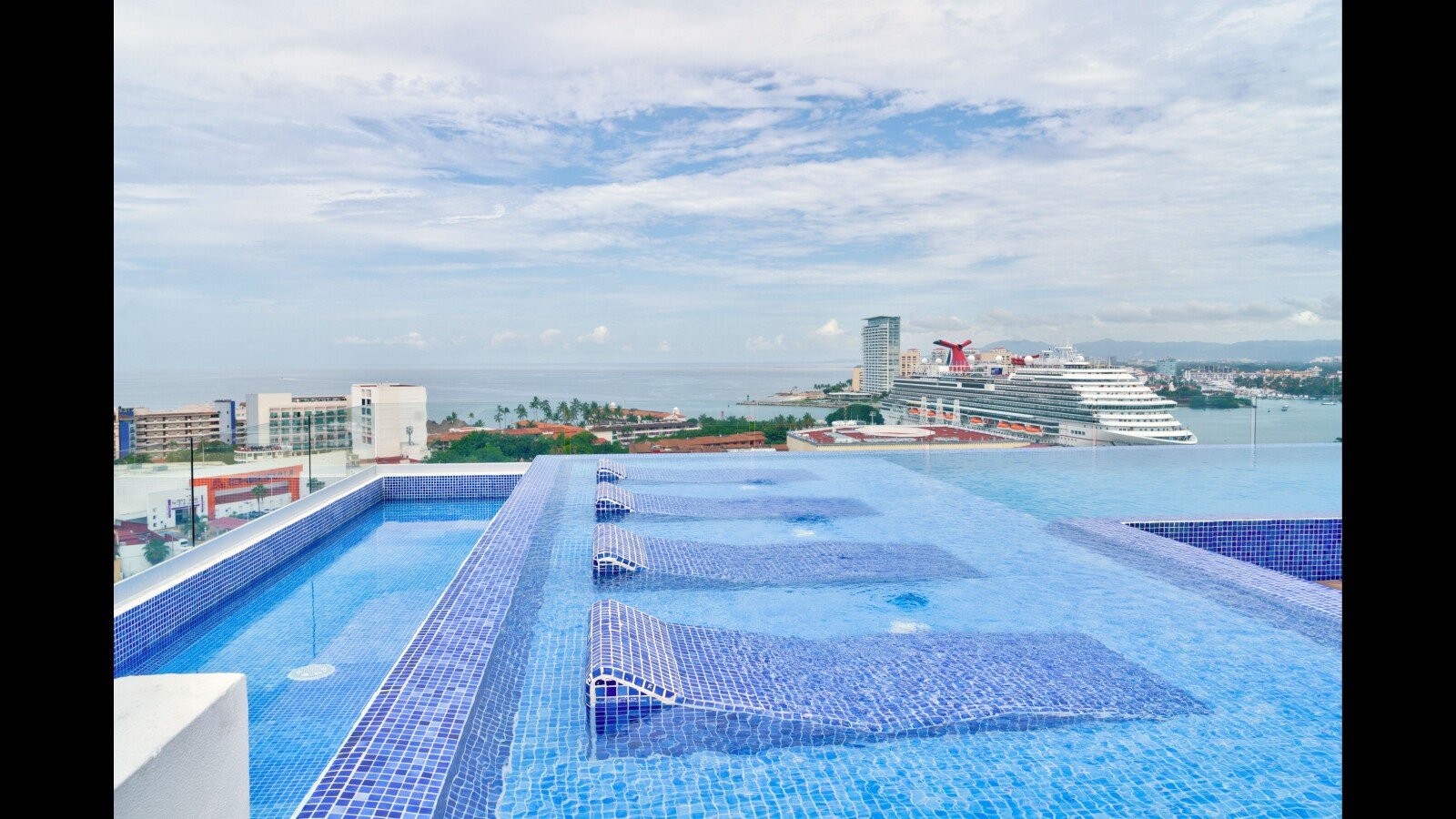Apartment 2 bedrooms, with sea view