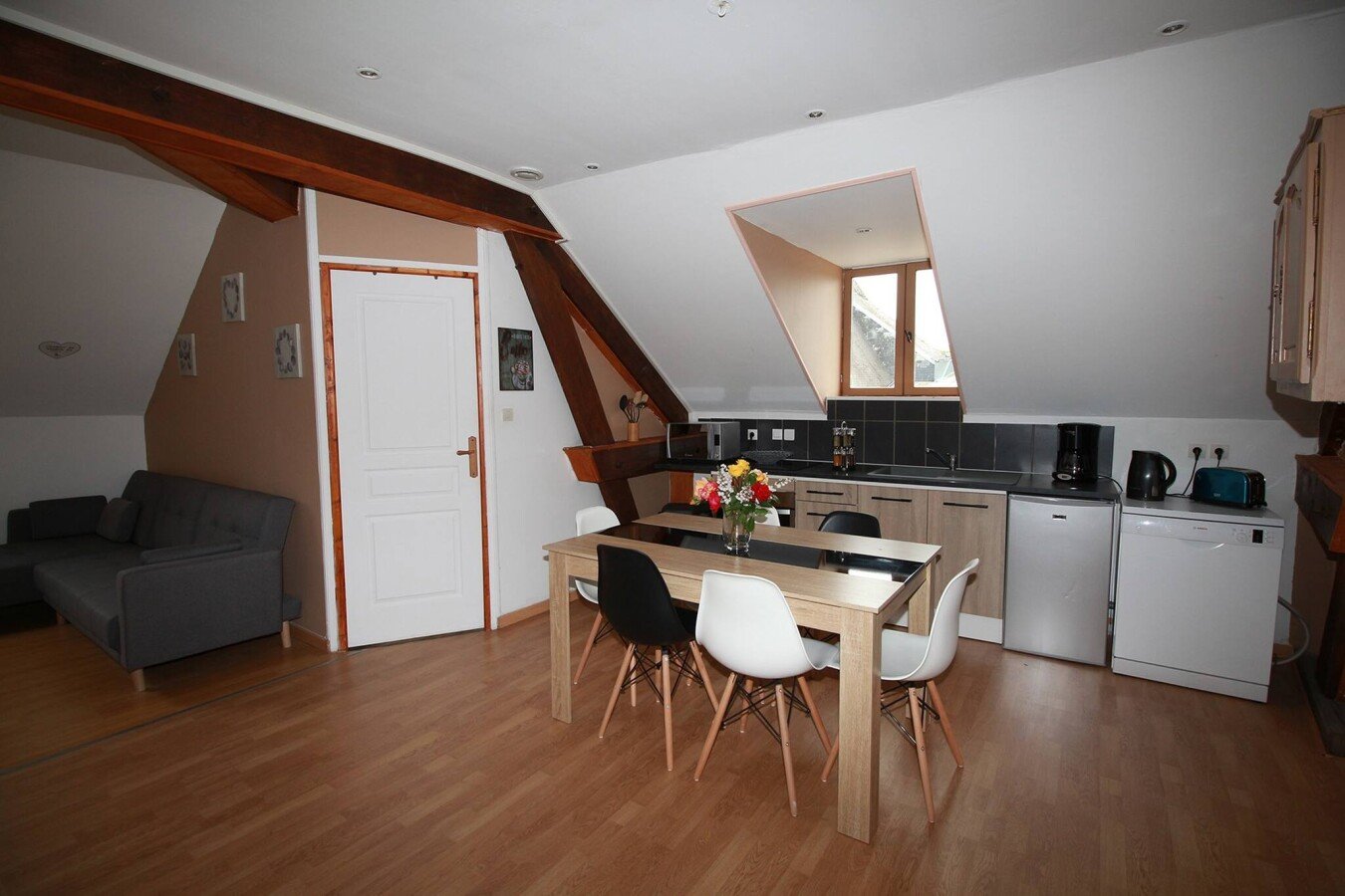 Appartement confortable, 2 chambres, avec wifi