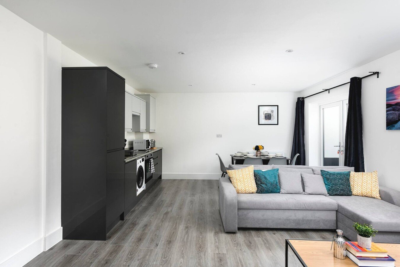 Appartement chic, 2 chambres, avec jardin